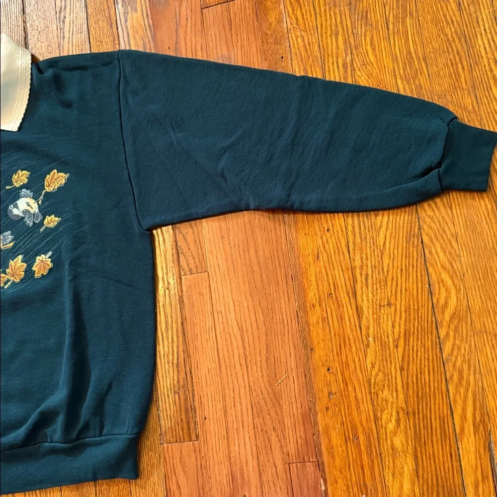 90’s Birds In The Wind Vintage Granny Crewneck Sweater w/ Collar - Picture 7 of 11
